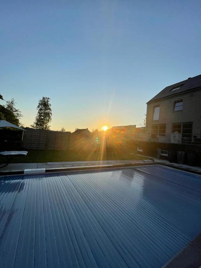 Appartement 5 Personnes Avec Acces Piscine Et Jacuzzi Villers-la-Ville Bagian luar foto