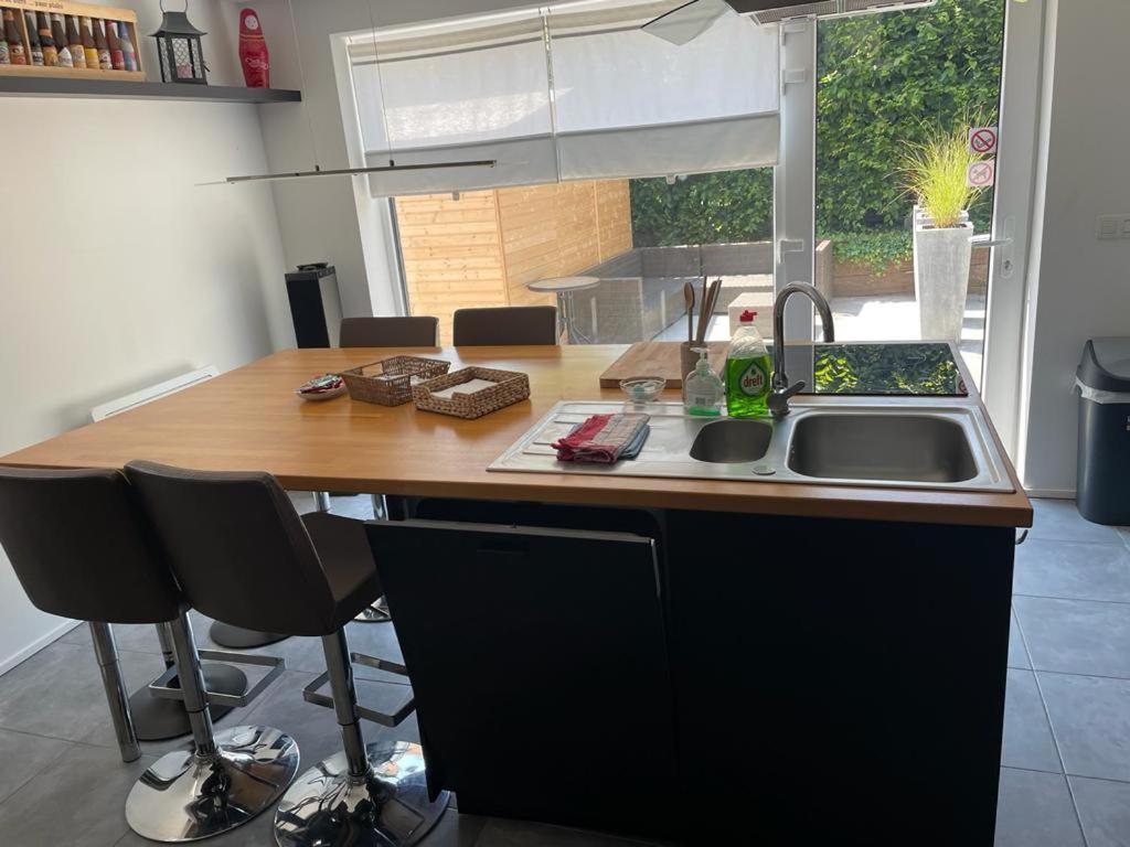 Appartement 5 Personnes Avec Acces Piscine Et Jacuzzi Villers-la-Ville Bagian luar foto
